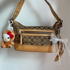 Vintage Authentic Coach Tan Signature East West Shoulder Bag